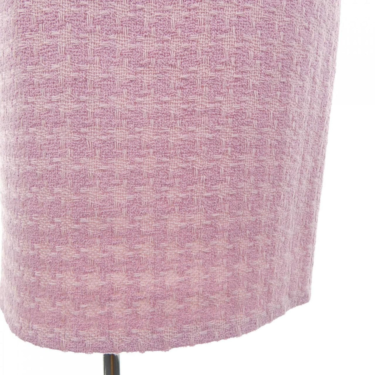 Chanel 19B Skirt Pink — view 7
