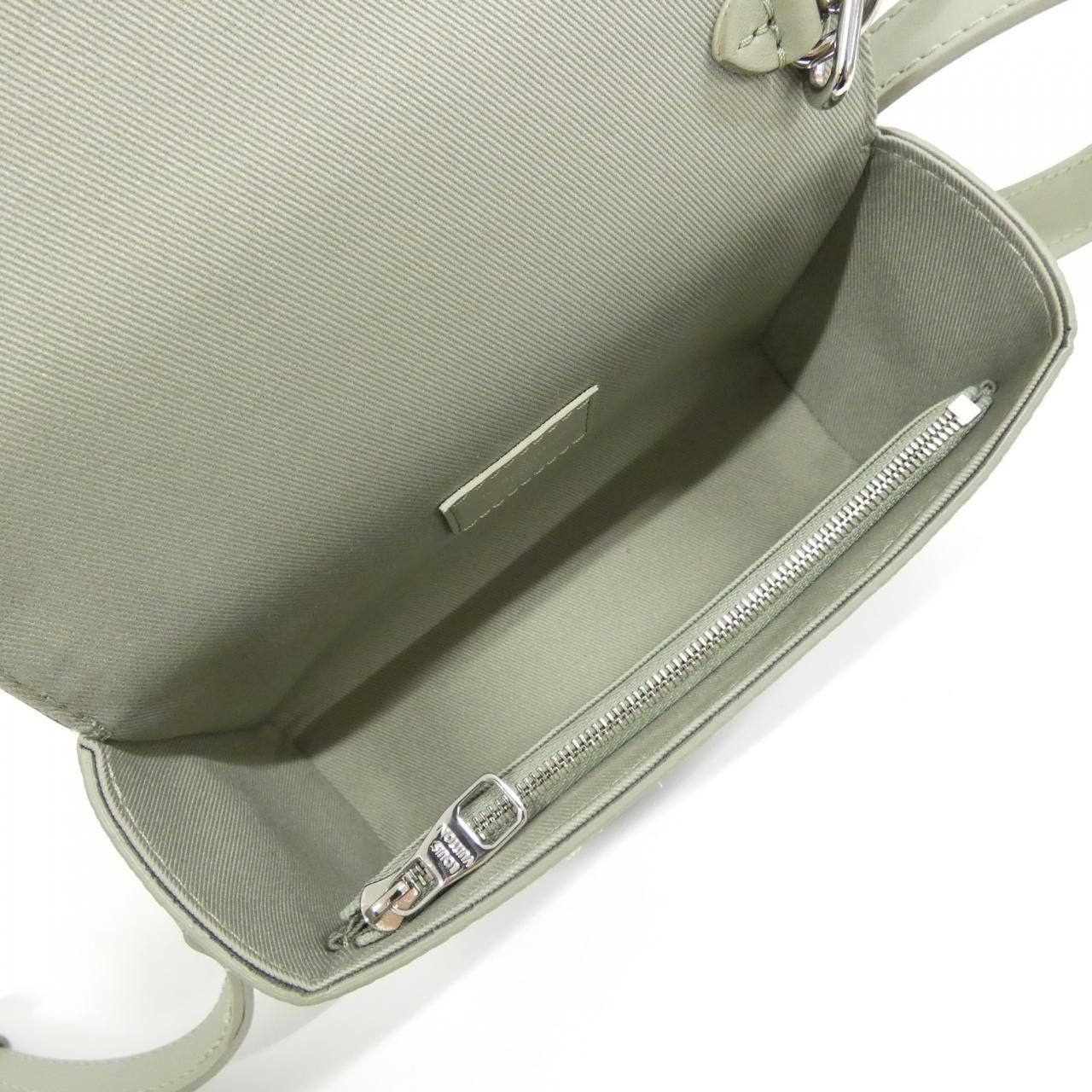 Louis Vuitton Monogram Gradient Steamer Wearable Wallet M Shoulder Bag — view 6