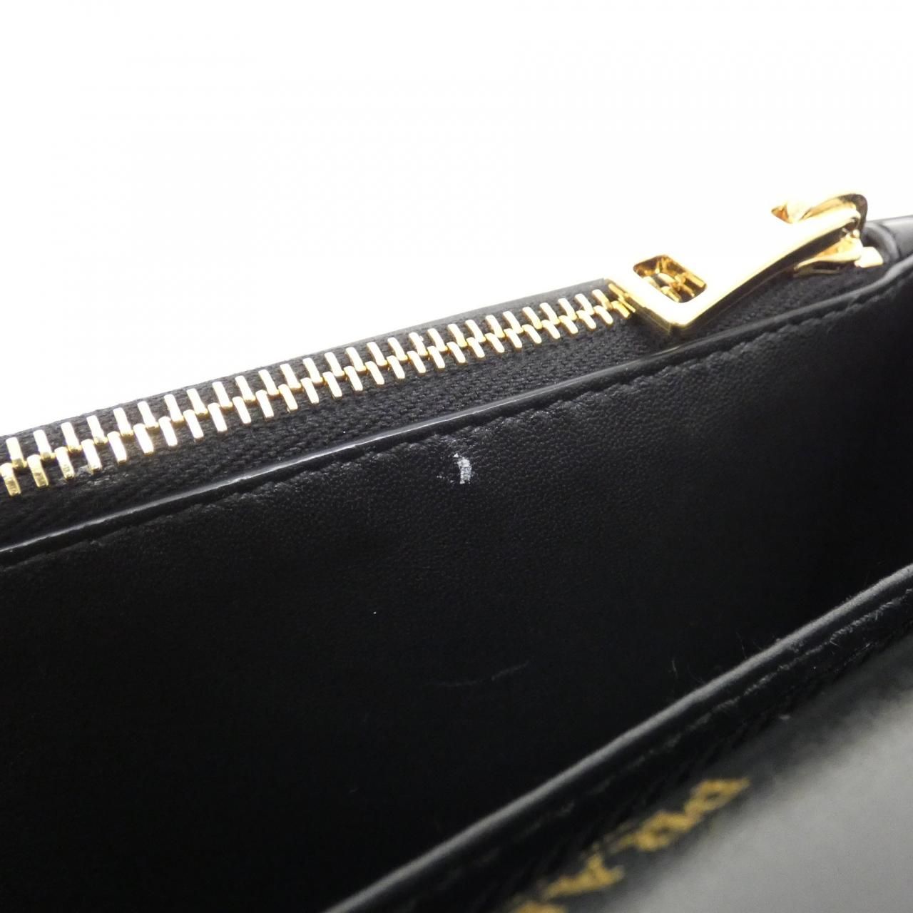 Prada Shoulder Bag Gold — view 8
