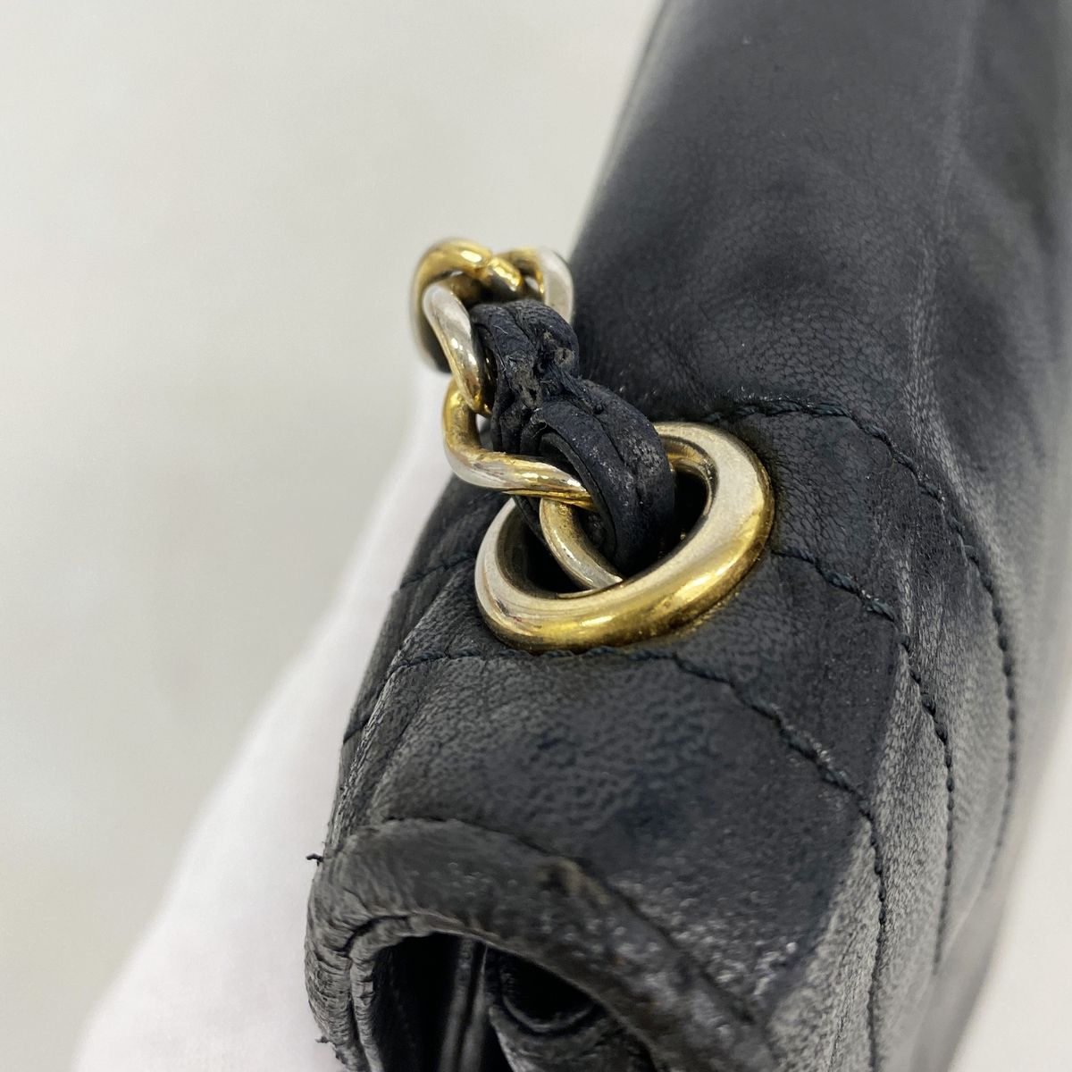 Chanel Shoulder Bag Lambskin Black Gold — view 8