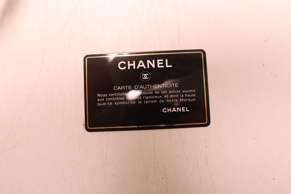 Chanel Caviar Leather Jumbo CC Logo White Chain Tote Bag — view 8
