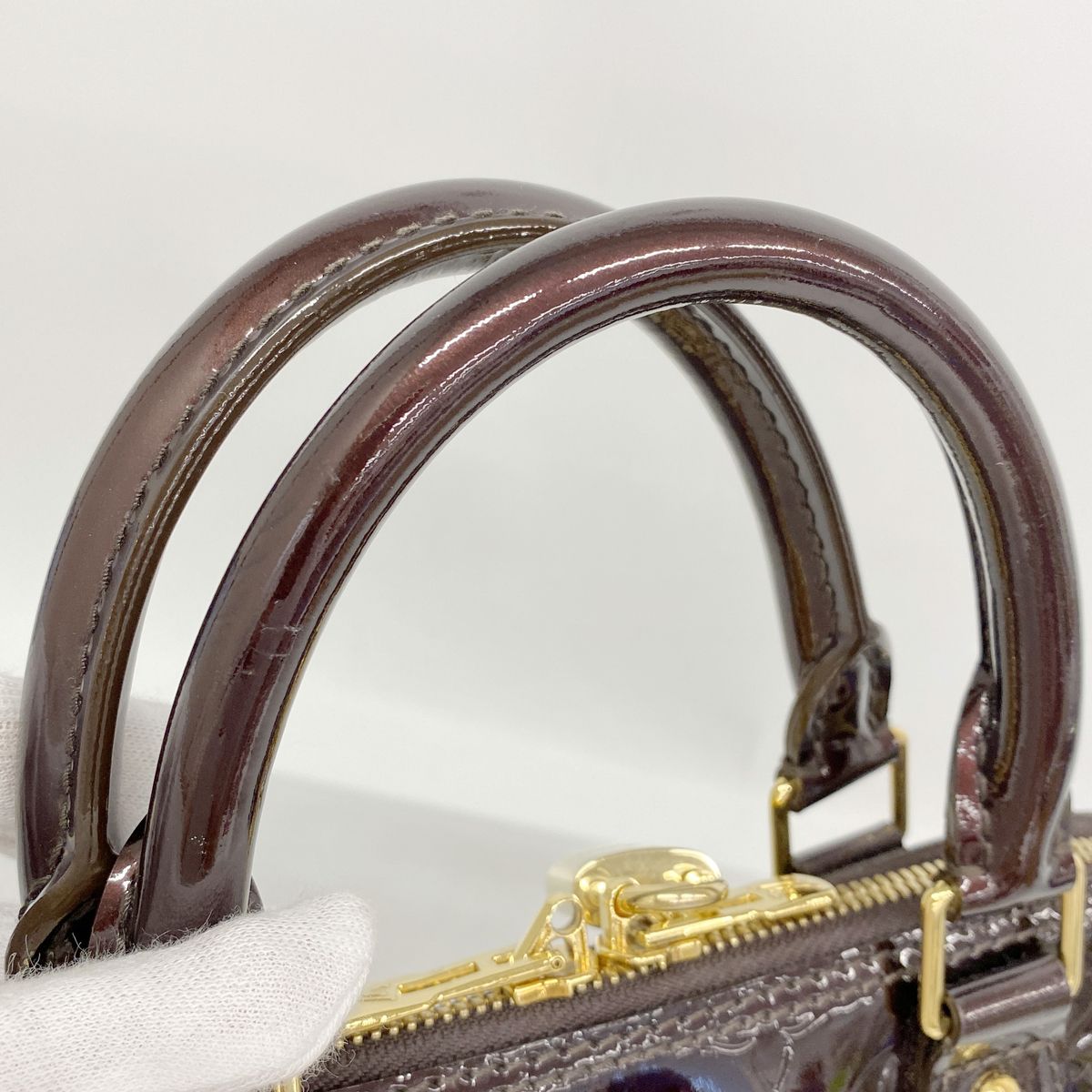 Louis Vuitton Handbag Vernis Alma GM Amaranto — view 8