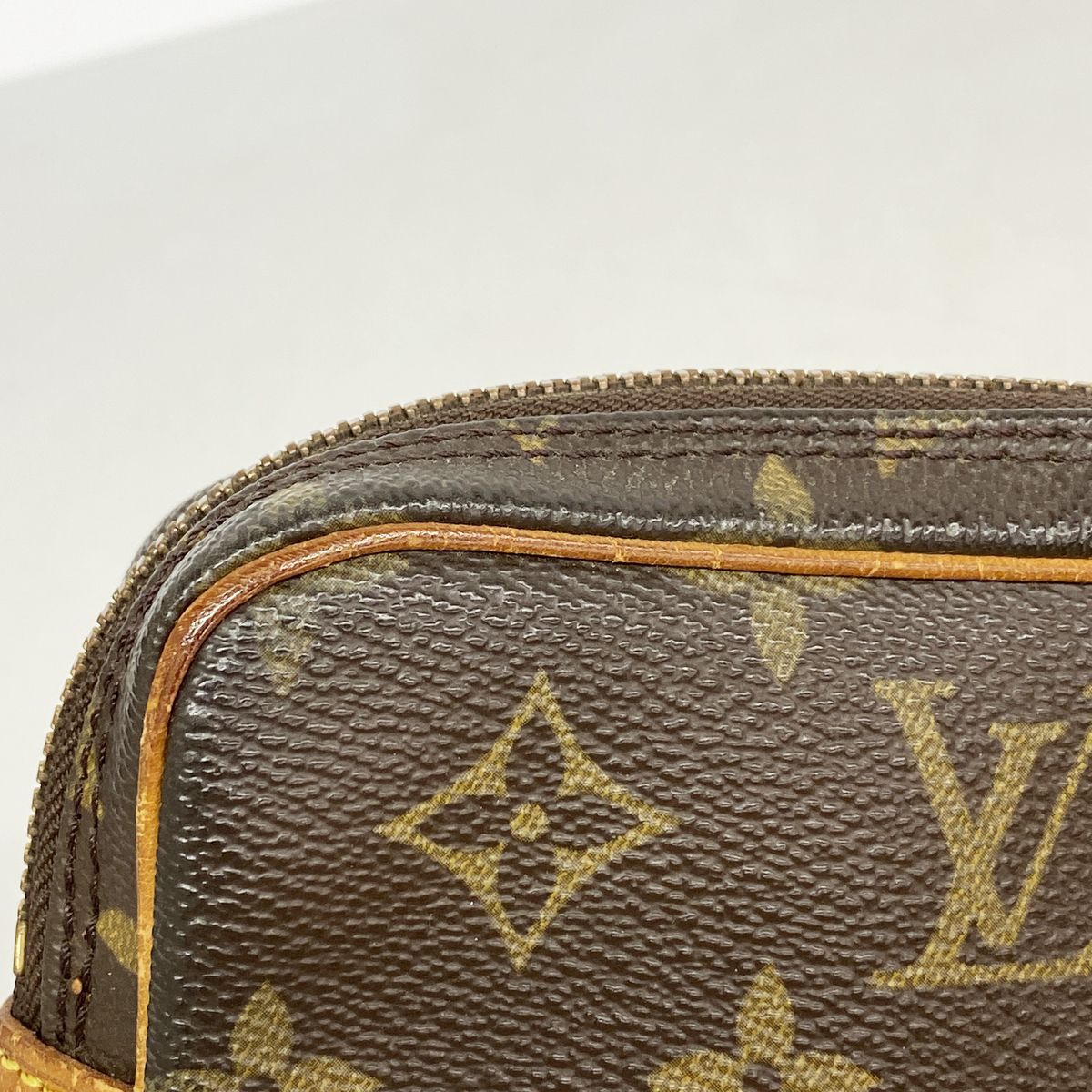 Louis Vuitton Clutch Monogram Marly Dragonne PM Brown — view 8