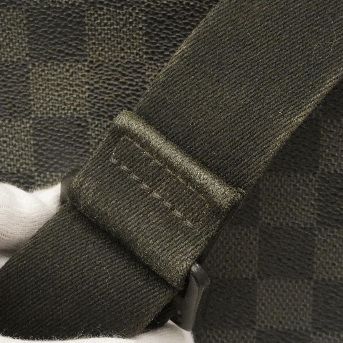 Louis Vuitton Shoulder Bag Damier Graphite Daniel MM Black Gray — view 8