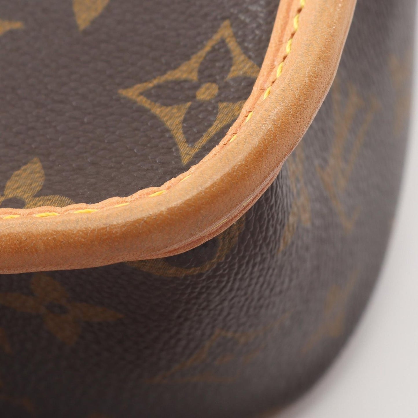 Louis Vuitton Shoulder Bag Solonge Monogram Leather — view 8