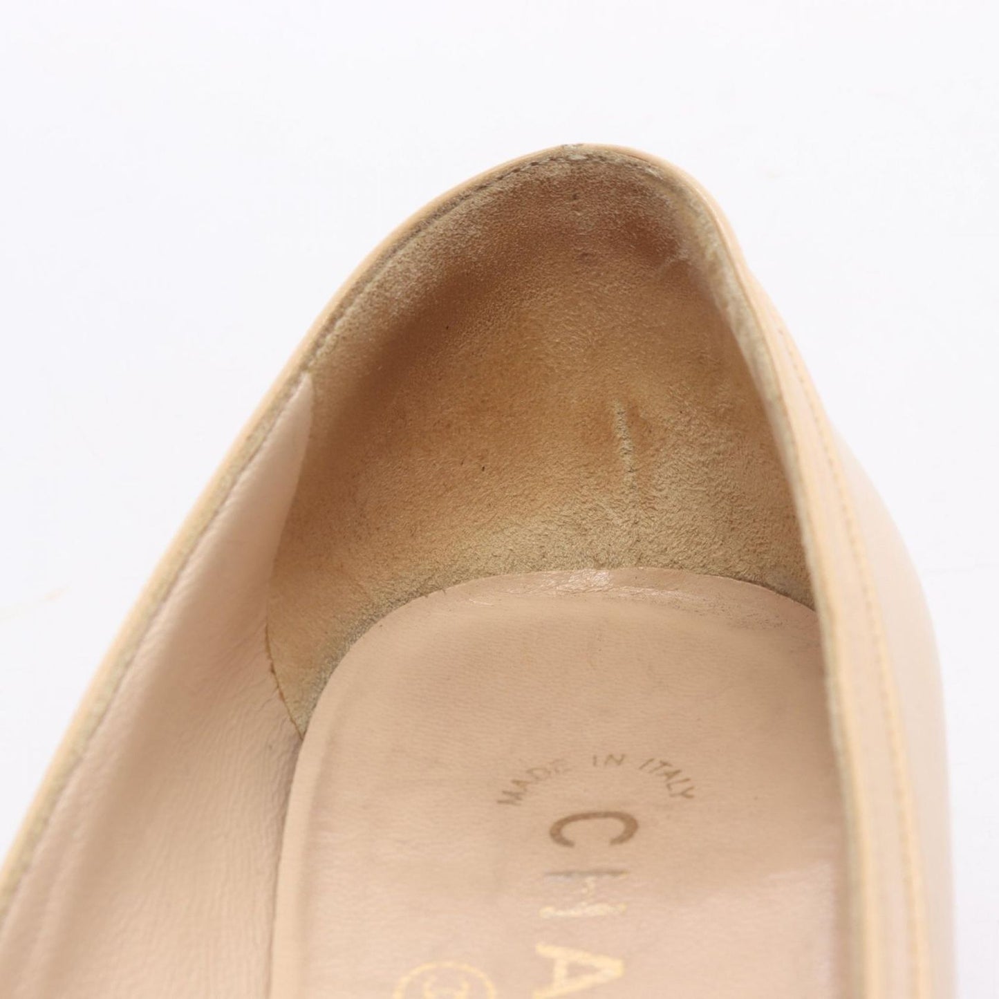 Chanel Pumps CC Logo Beige Leather Heel — view 8