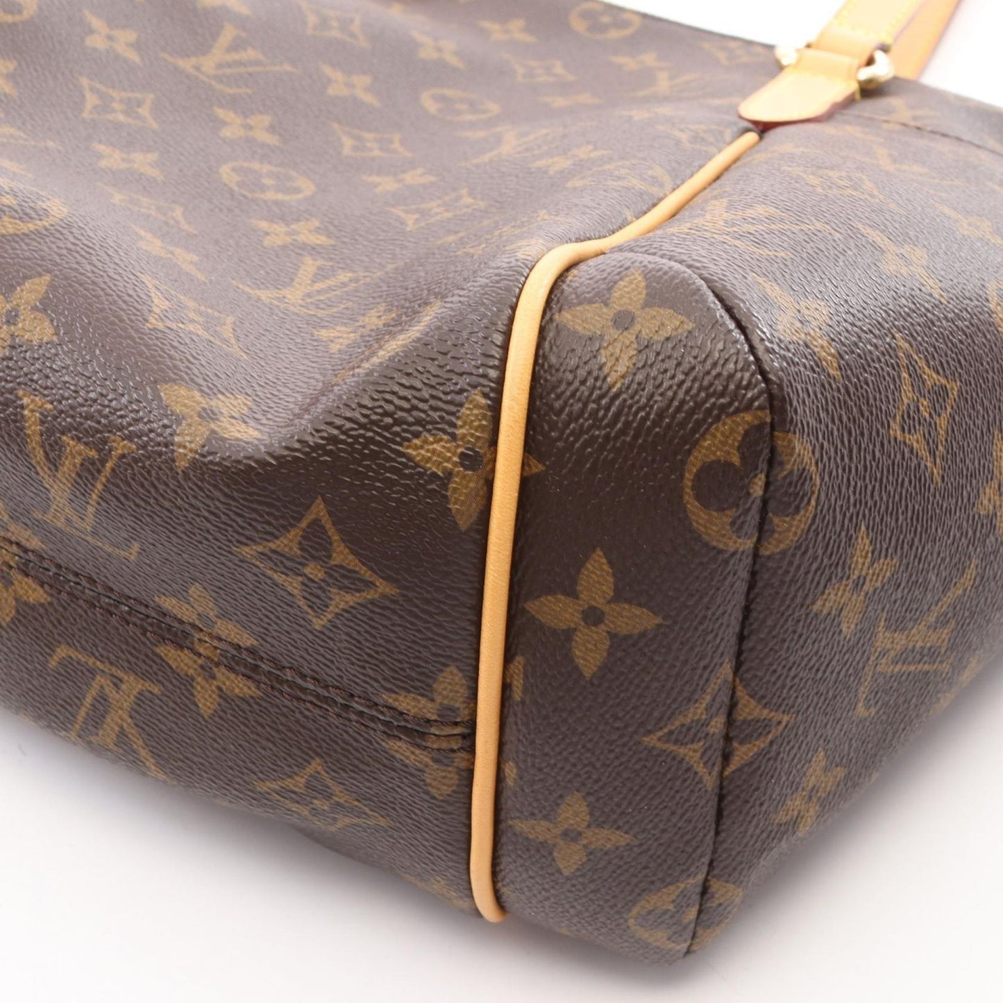 Louis Vuitton Tote Bag Totally PM Leather — view 8