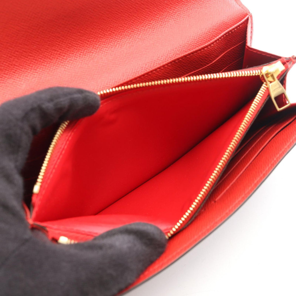 Louis Vuitton Bifold Wallet Portefeuille Sarah Retiro Cerise Leather — view 8