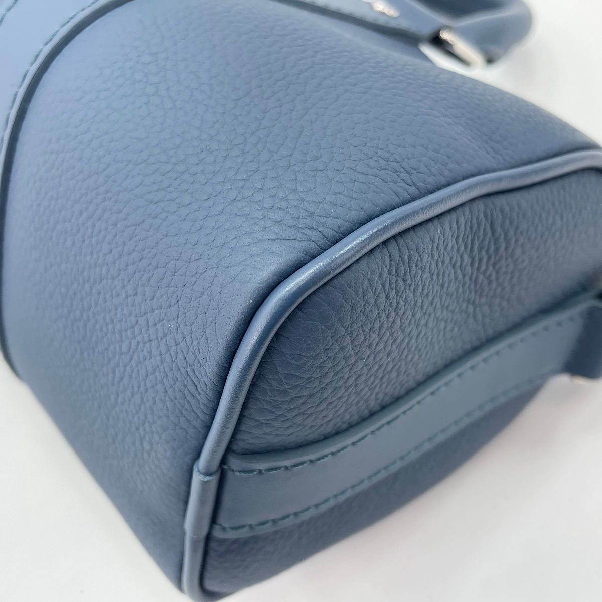 Louis Vuitton Handbag Keepall XS — view 8