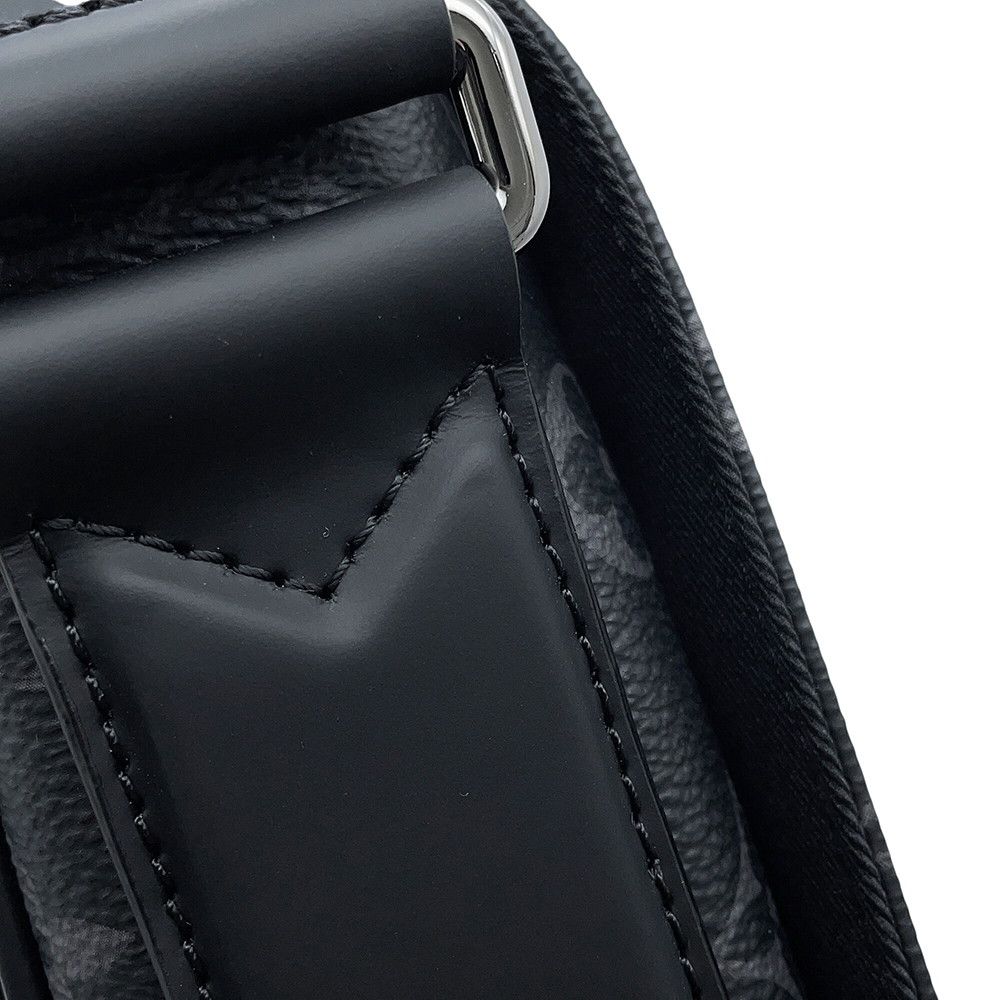 Louis Vuitton Shoulder Bag Monogram Eclipse District PM Black — view 8