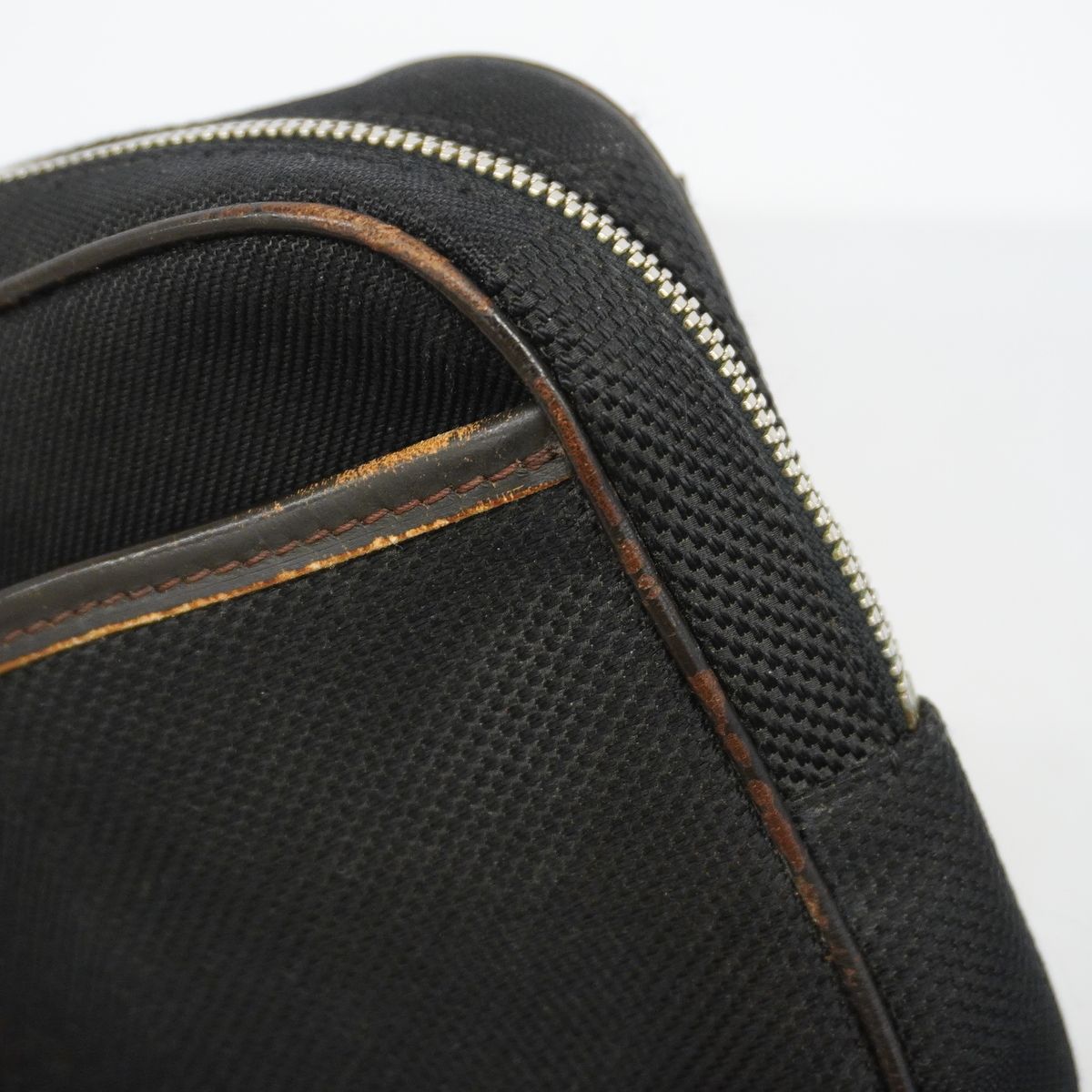 Louis Vuitton Belt Bag Damier Jean Acrobat Noir — view 8