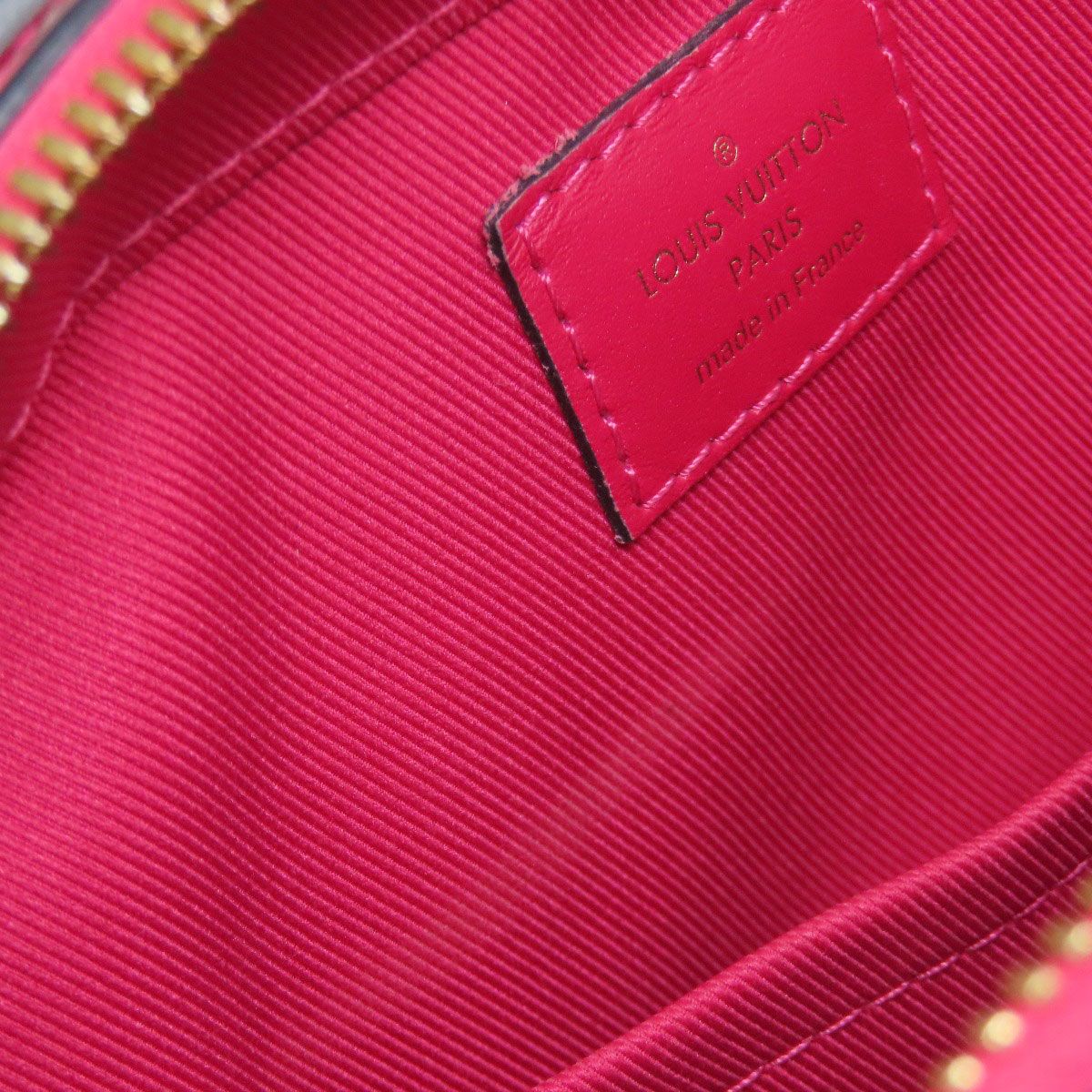 Louis Vuitton Saintonge Shoulder Bag Monogram Canvas — view 8