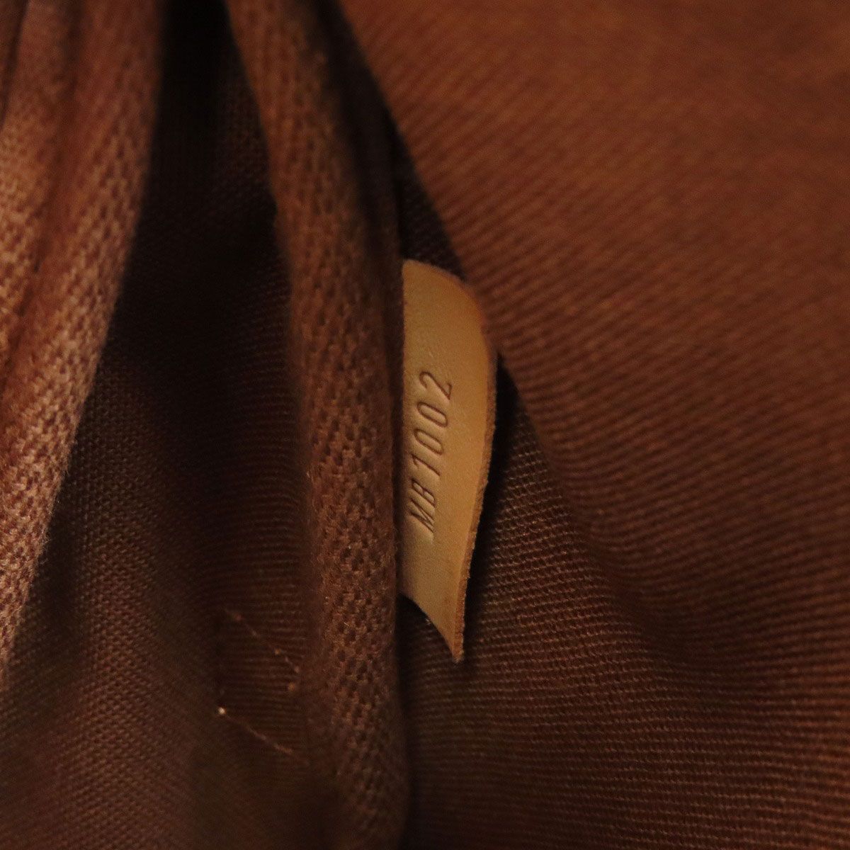 Louis Vuitton Saumur 30 Shoulder Bag Monogram Canvas — view 8