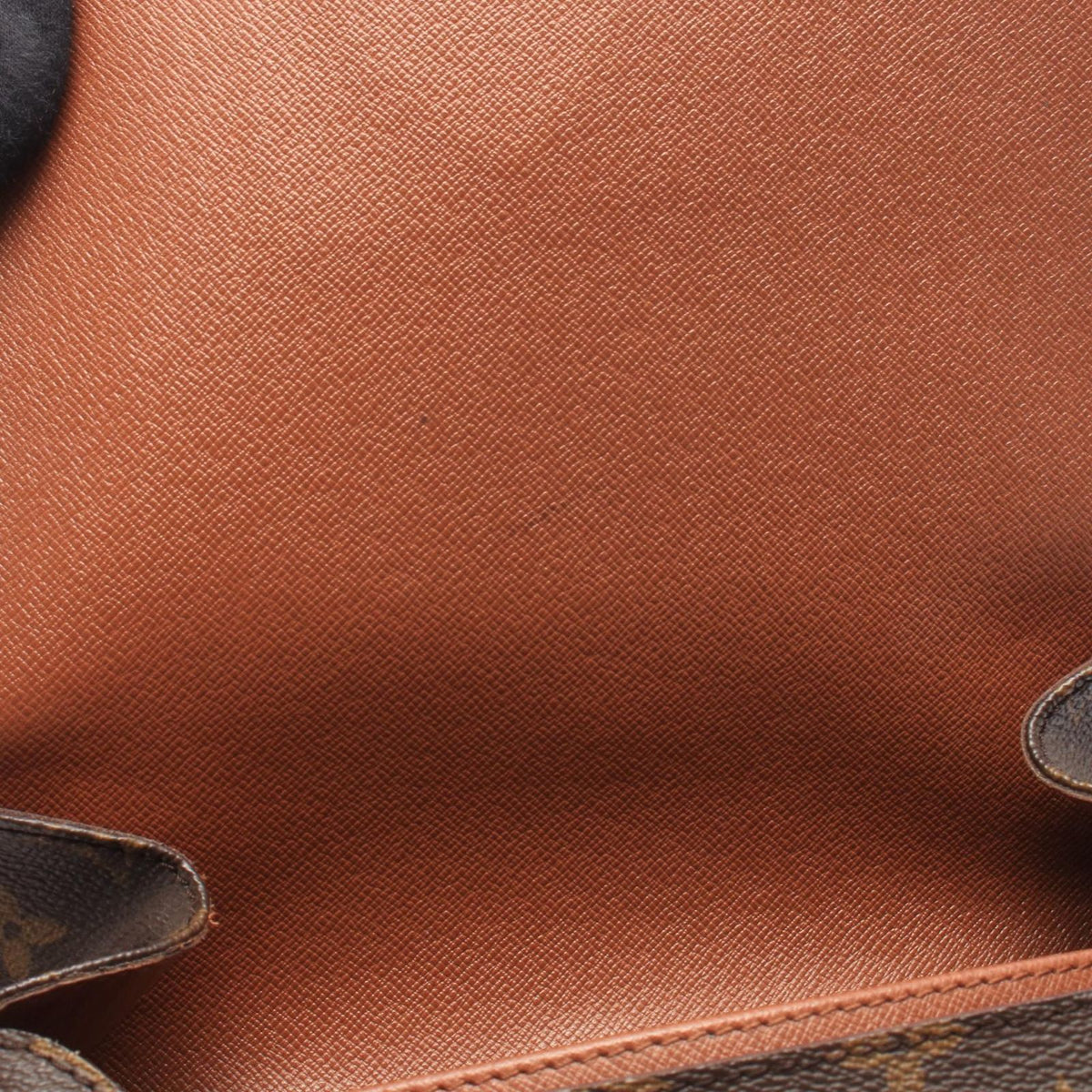 Louis Vuitton Shoulder Bag Cartesiere MM Leather — view 8