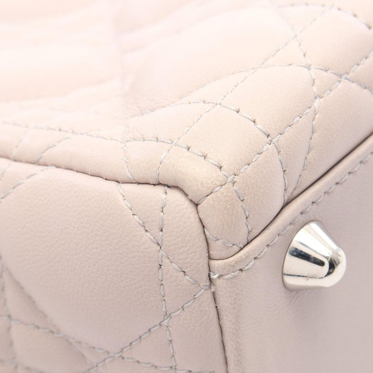 Dior Handbag Lady Dior Large 2-Way Light Beige Leather Lady Dior Tote — view 7
