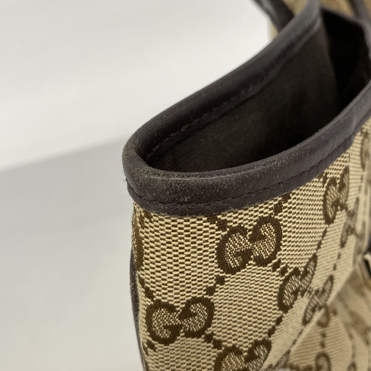 Gucci Tote Bag GG Canvas Beige Brown Gold — view 8