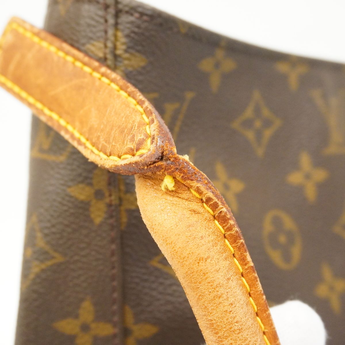 Louis Vuitton Shoulder Bag Monogram Looping GM Brown — view 8