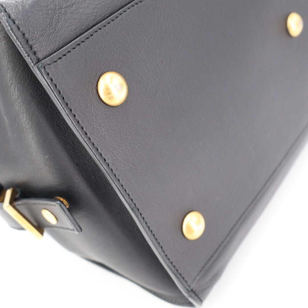 Saint Laurent Cabas Classic Handbag — view 8