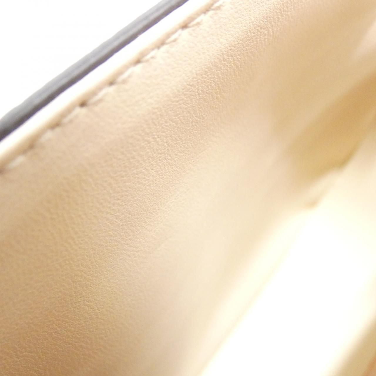 Louis Vuitton LV Pont Neuf Soft PM Shoulder Bag — view 7