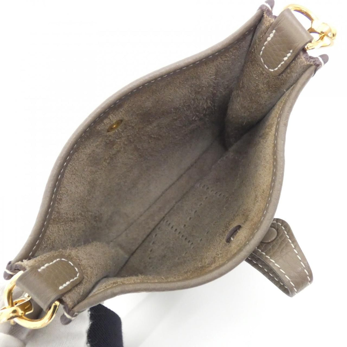 Hermes Evelyne Amazon 16 Shoulder Bag — view 7