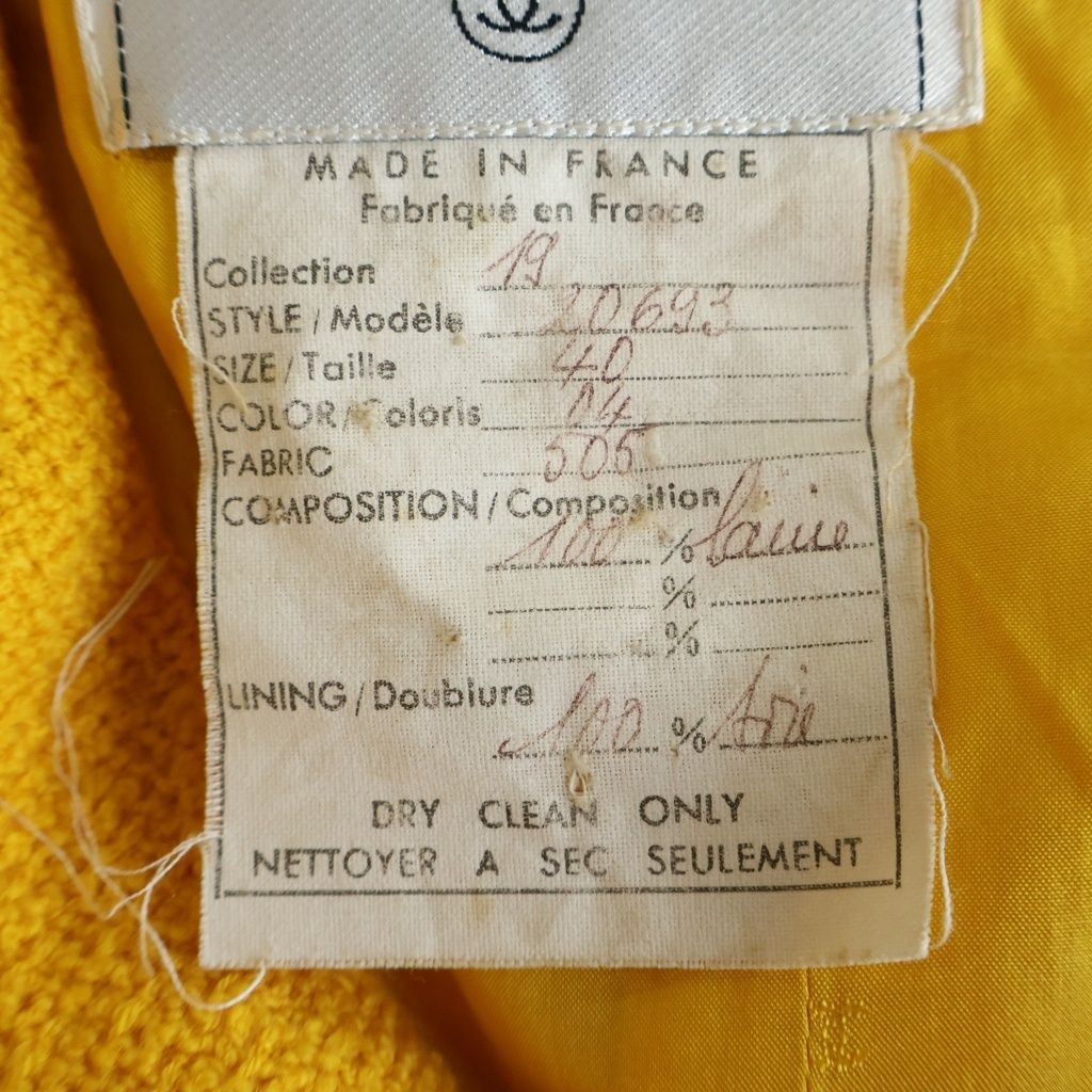 Chanel Vintage Tweed Jacket & Skirt Set Yellow — view 8