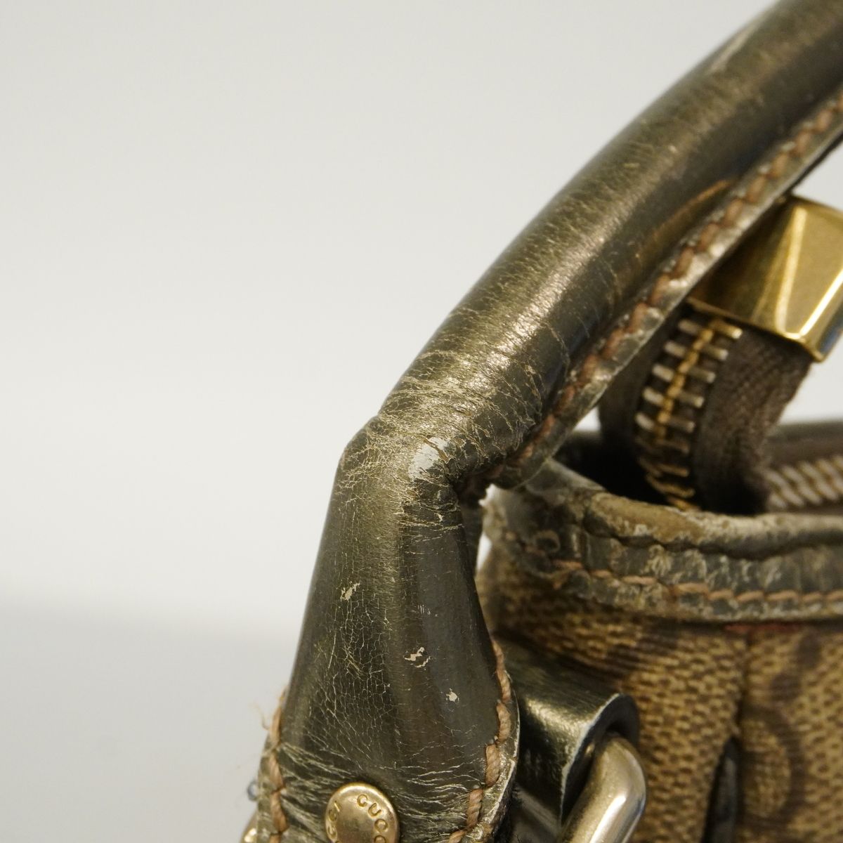 Gucci Shoulder Bag GG Supreme Brown Gold — view 8