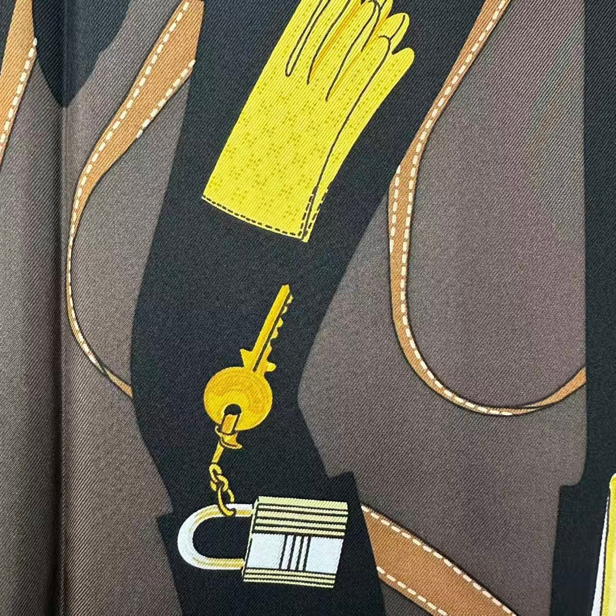 Hermes Scarf Carre 90 Monsieur Et Madame & All Over Print Brown — view 8