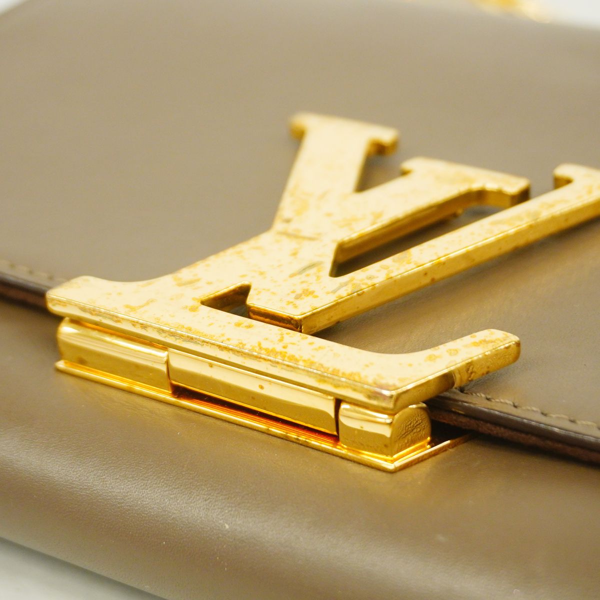 Louis Vuitton Shoulder Bag Calfskin Pochette Louise GM Granit — view 8