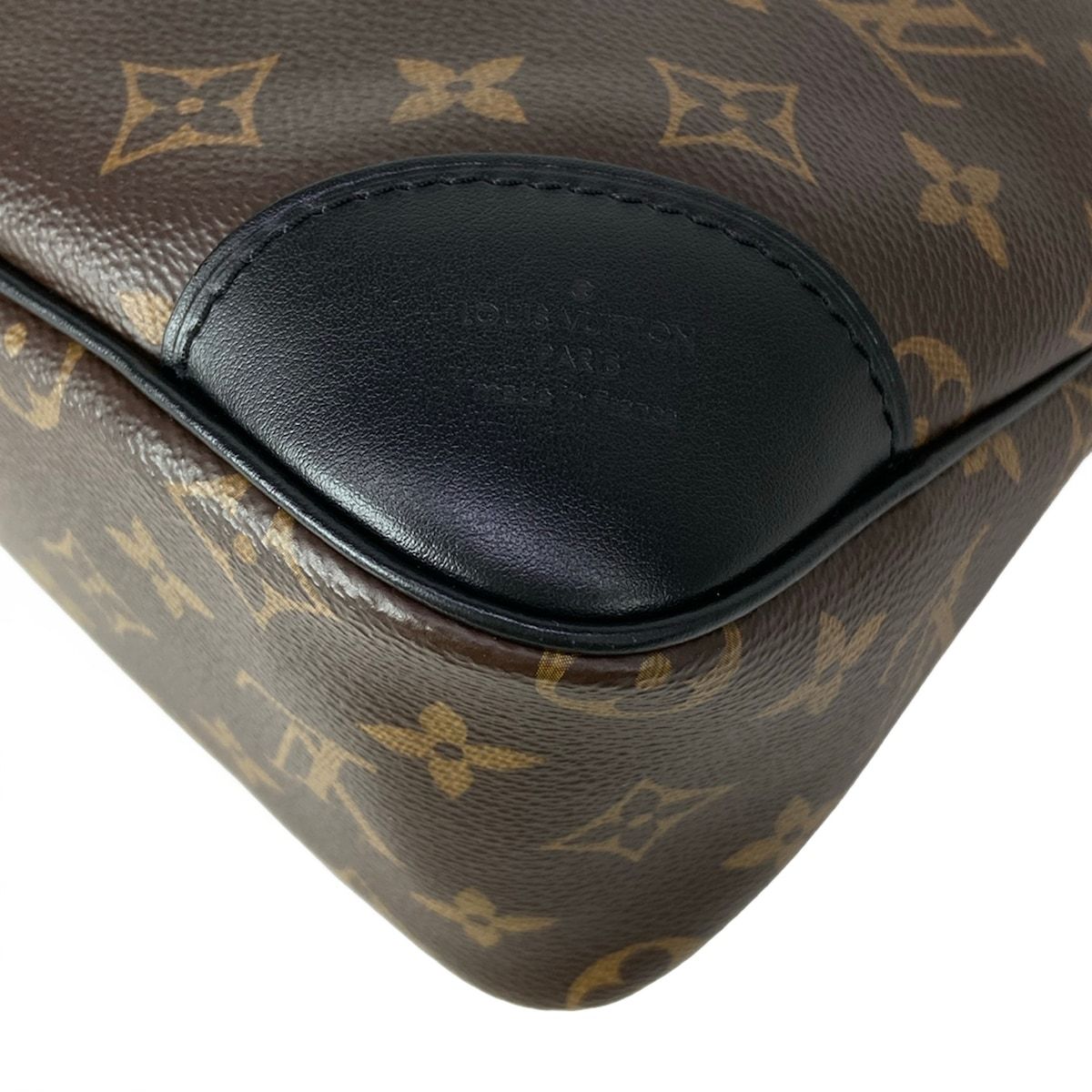 Louis Vuitton Shoulder Bag Monogram Odeon NM Noir — view 8