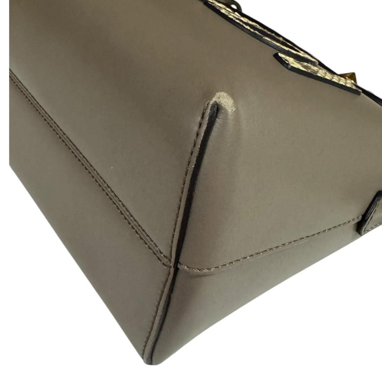 Fendi by the Way Medium Shoulder Bag Leather Brown — view 8