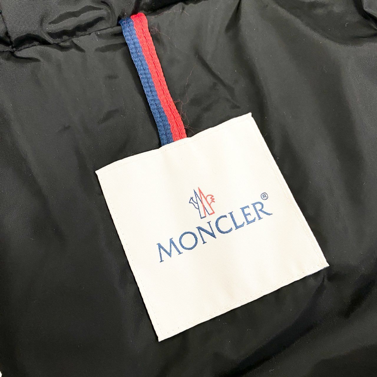 Moncler Cardoncelle Jacket Cordon Seille Down Black 1 — view 8