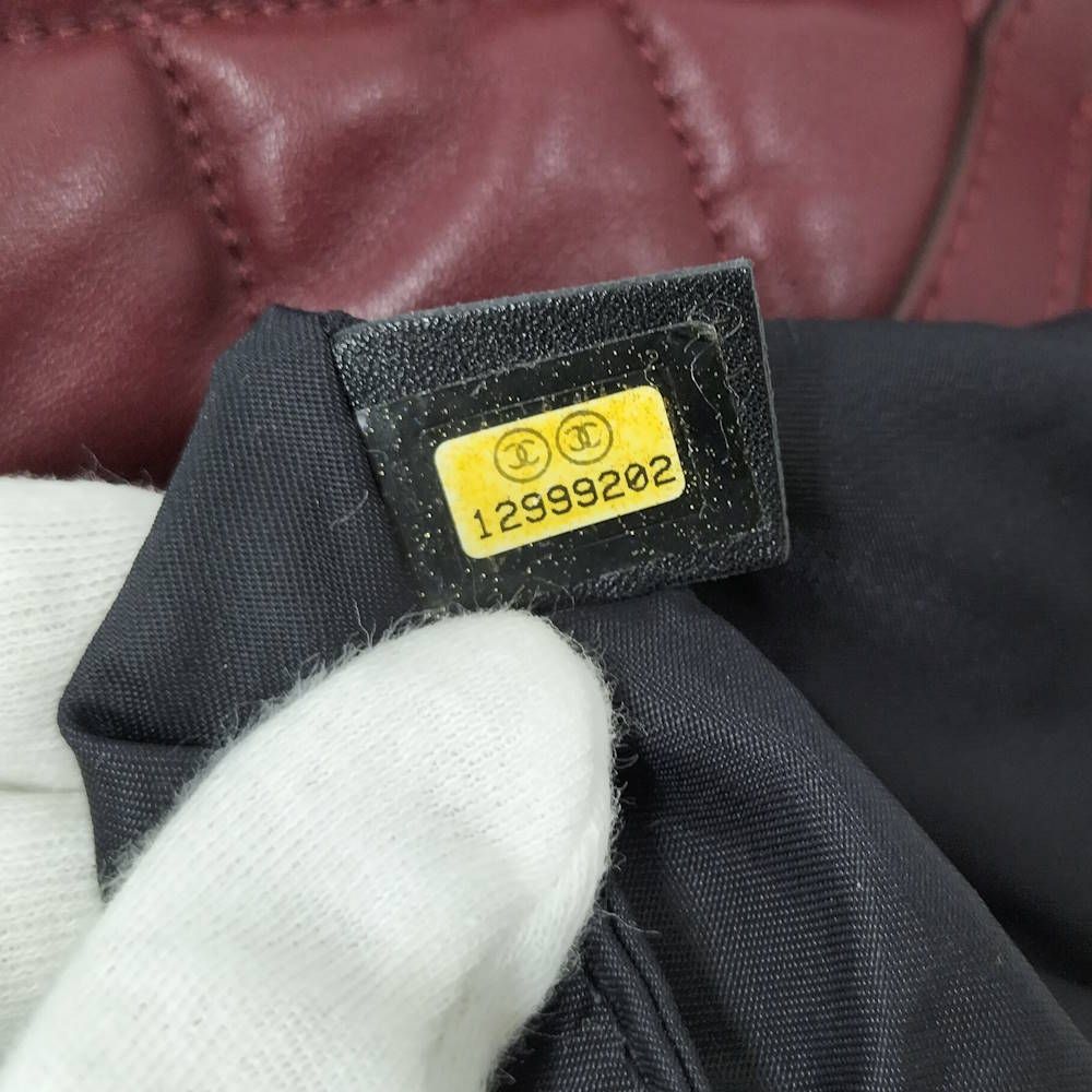 Chanel Coco Cocoon GM Reversible Handbag Lambskin — view 8