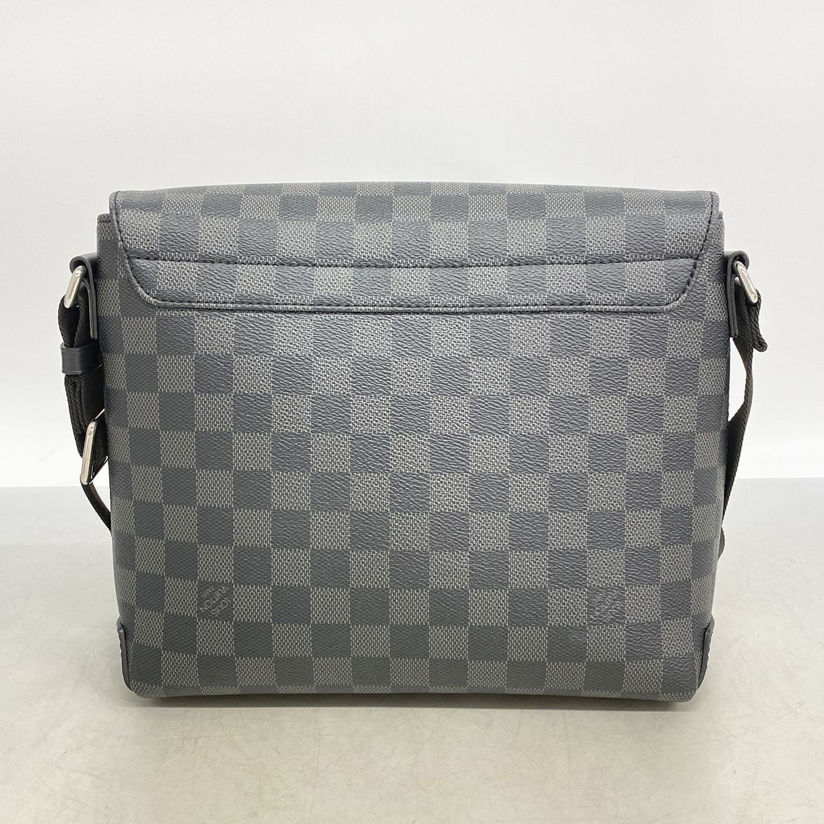 Louis Vuitton Shoulder Bag Damier Graphite District PM Black Gray — view 8