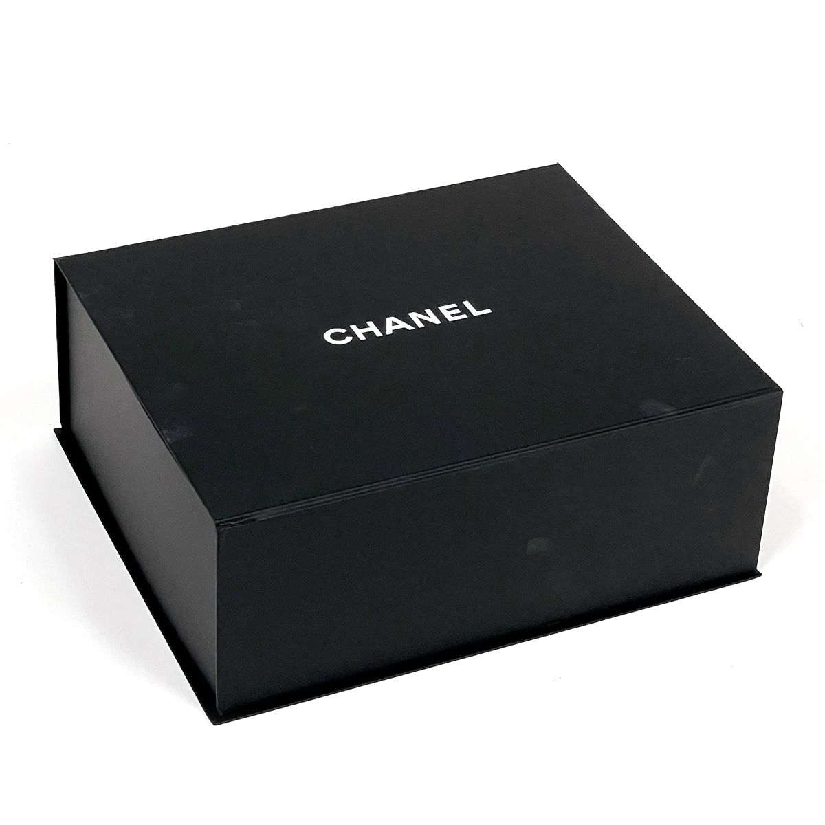 Chanel 25 Mini Handbag CC Logo Raffia Beige Black — view 8