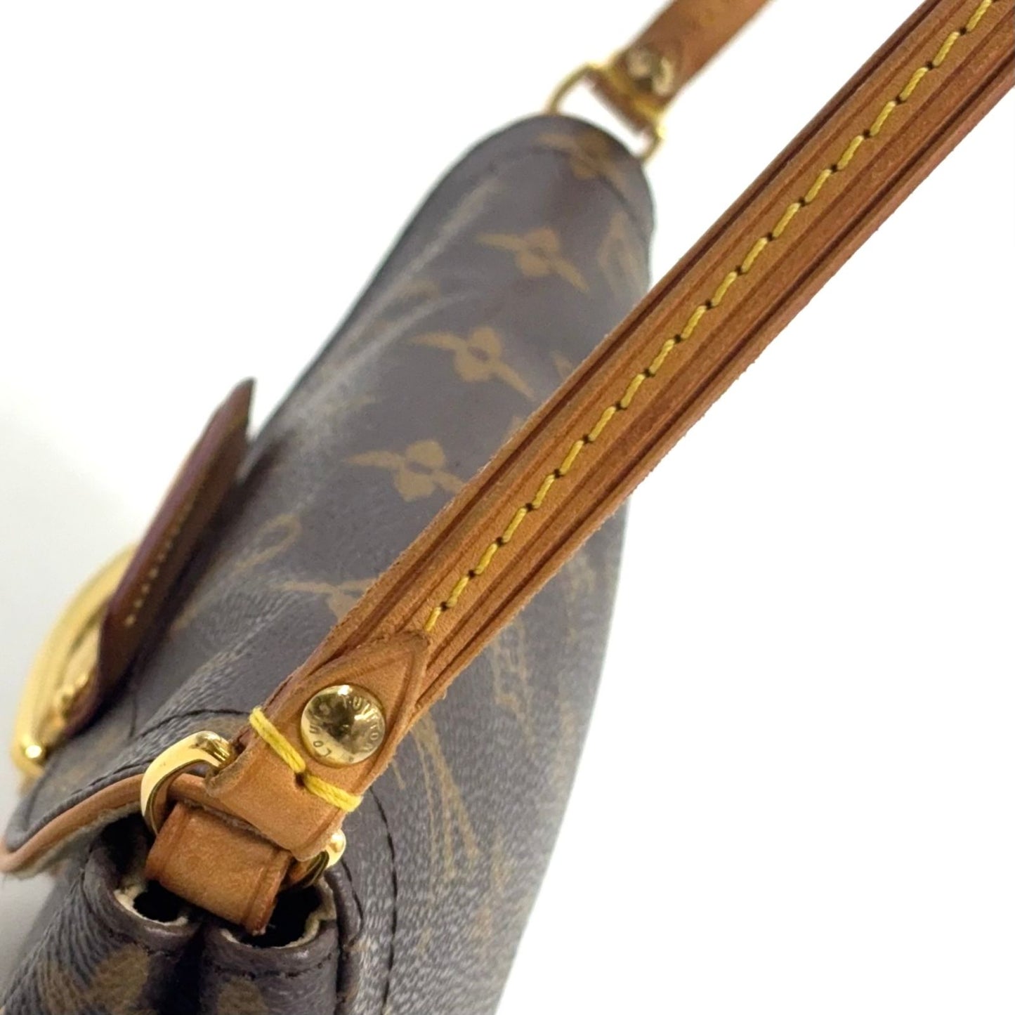 Louis Vuitton Pochette Beverly Monogram Leather Brown Light Shoulder Bag Gold — view 8