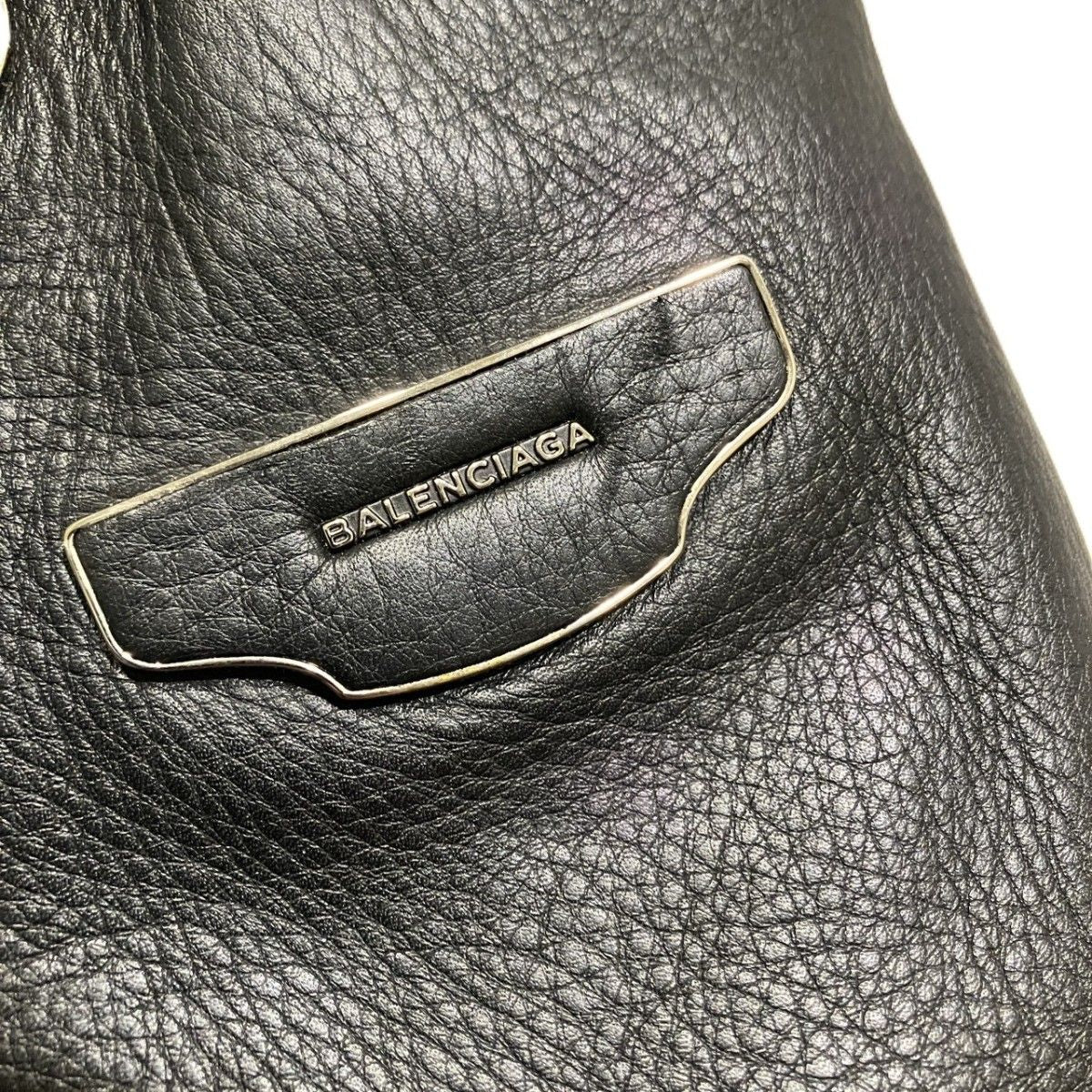 Balenciaga Paper Plate Handbag Leather — view 8