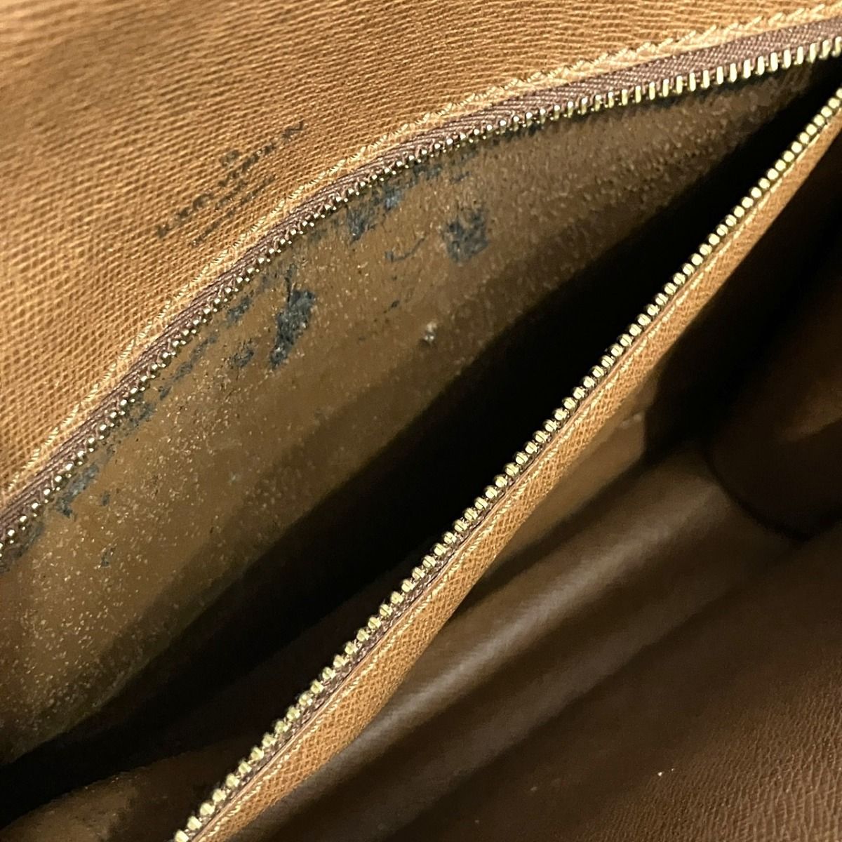 Louis Vuitton Monceau 28 Monogram Business Bag Canvas — view 8