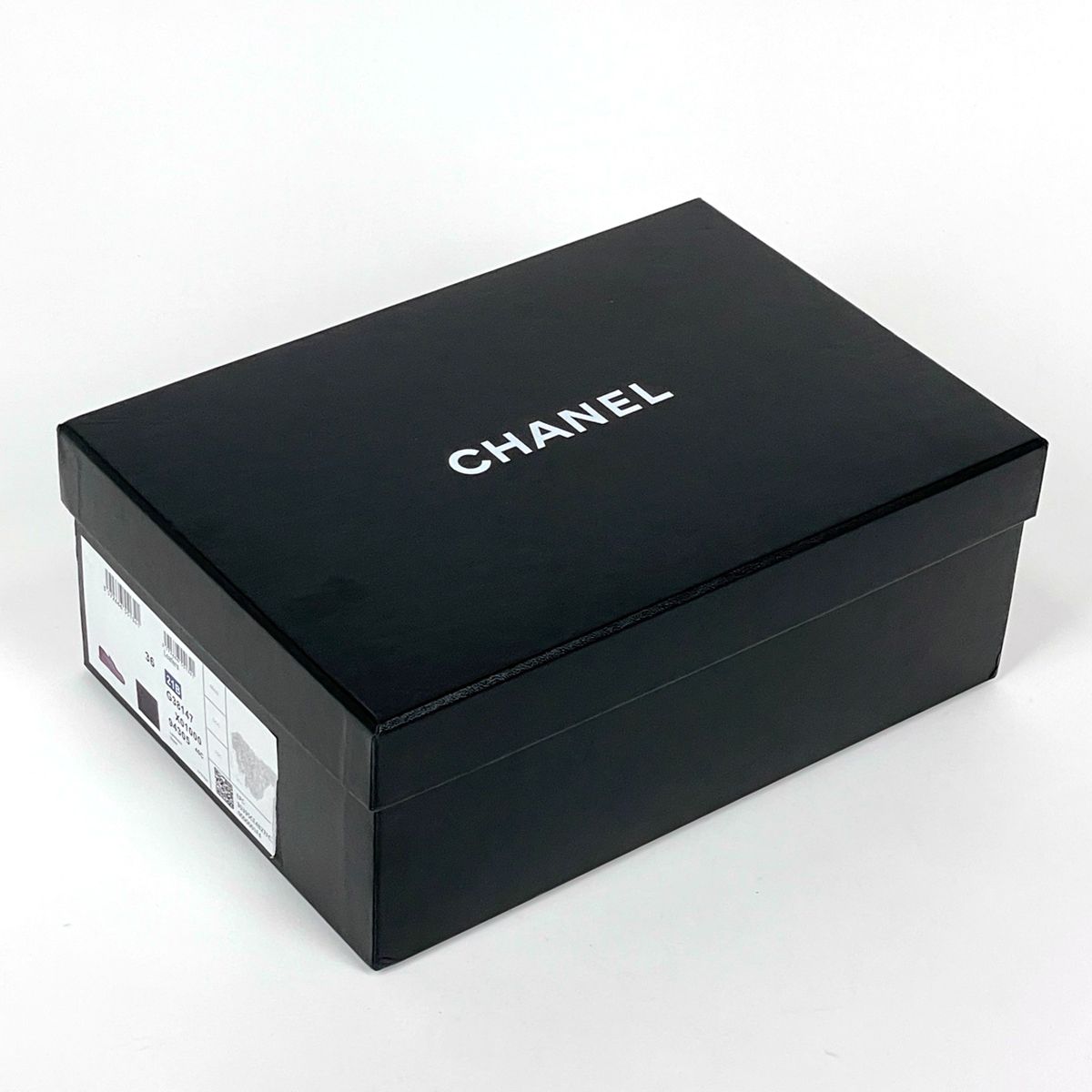 Chanel CC Logo Loafers Shoes Quilted Leather Black — view 6
