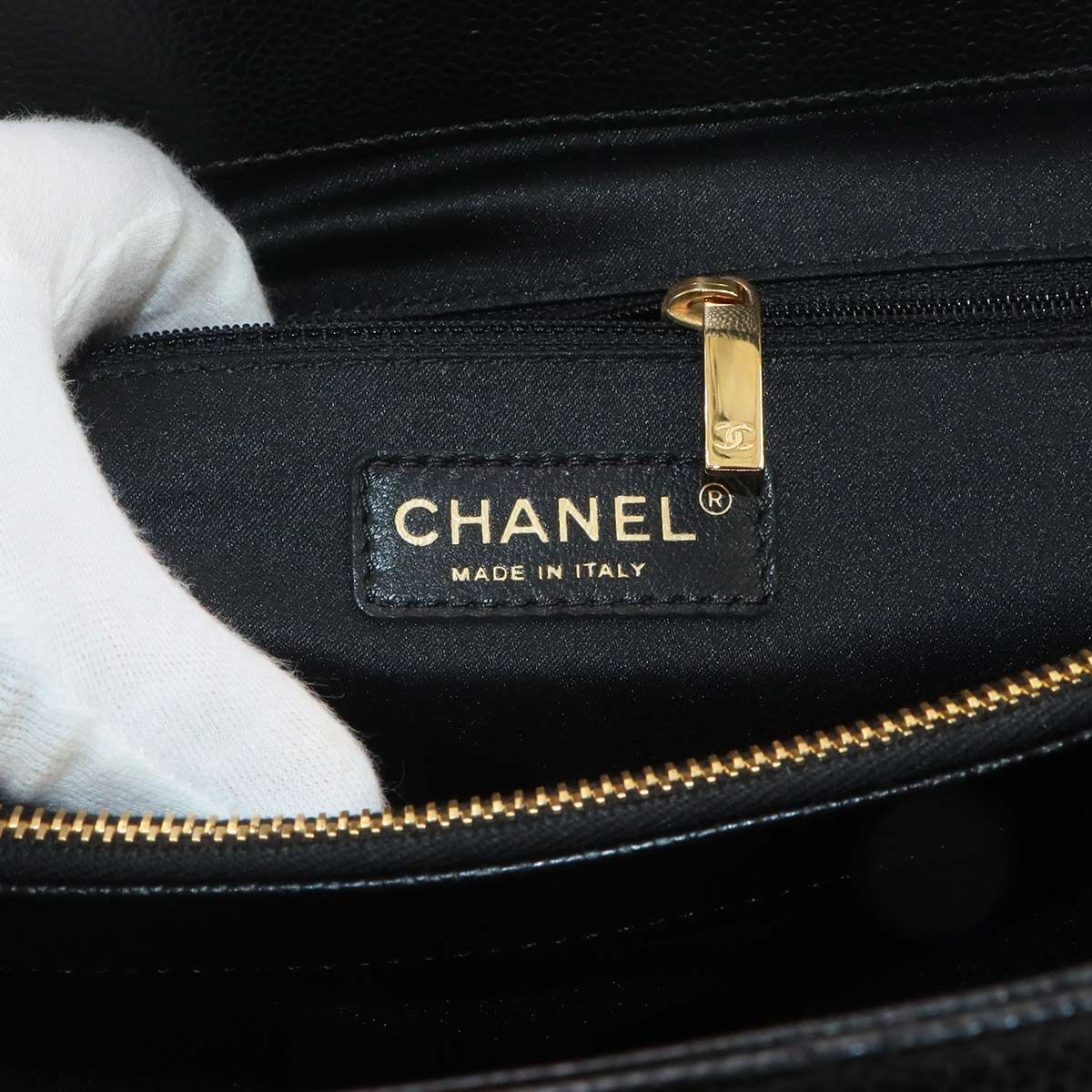 Chanel Quilted Chain Tote Bag Caviar Leather Black Gold — view 8