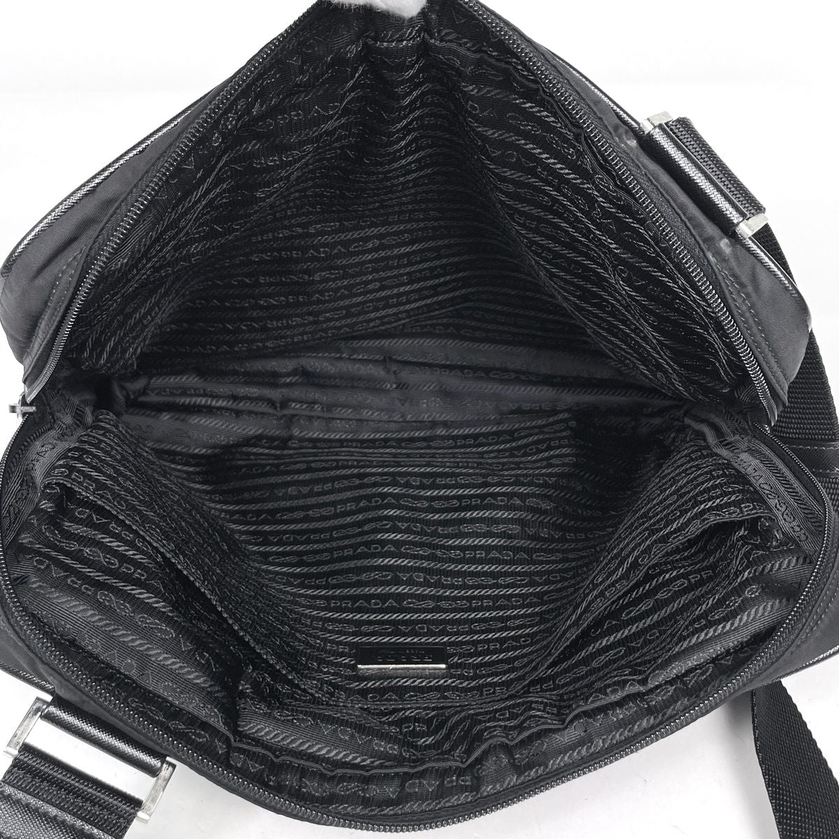 Prada Shoulder Bag Nylon Nero — view 7