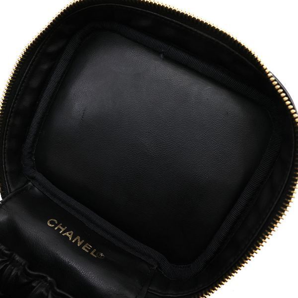 Chanel Patent Vanity Bag Black — view 8