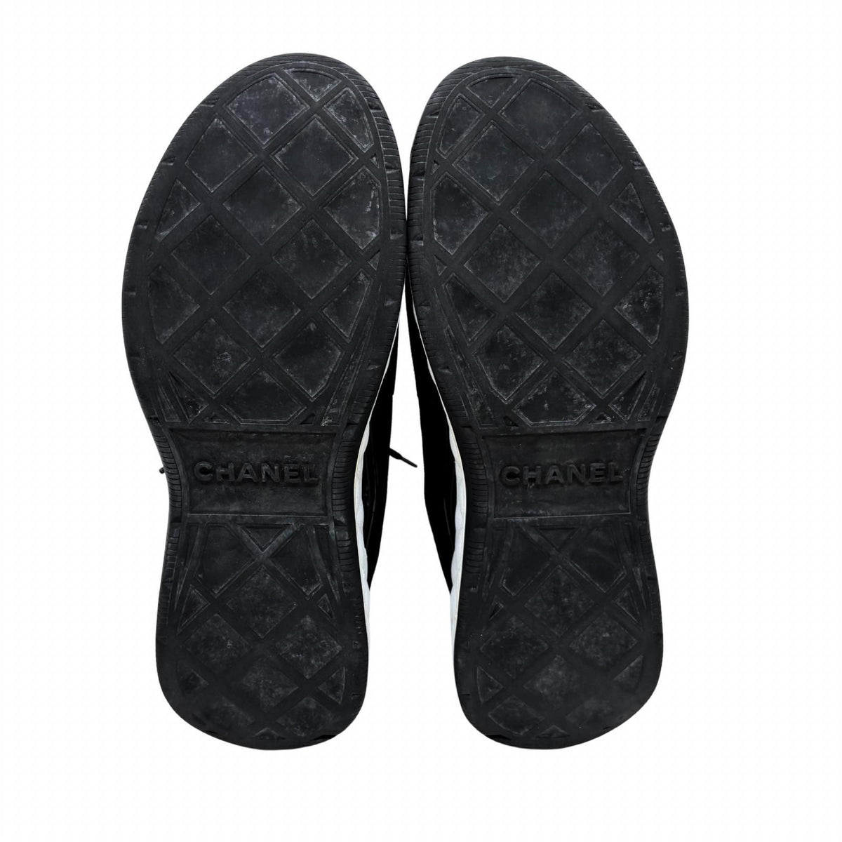 Chanel CC Logo Low-Top Sneakers Black White Suede Mesh — view 8