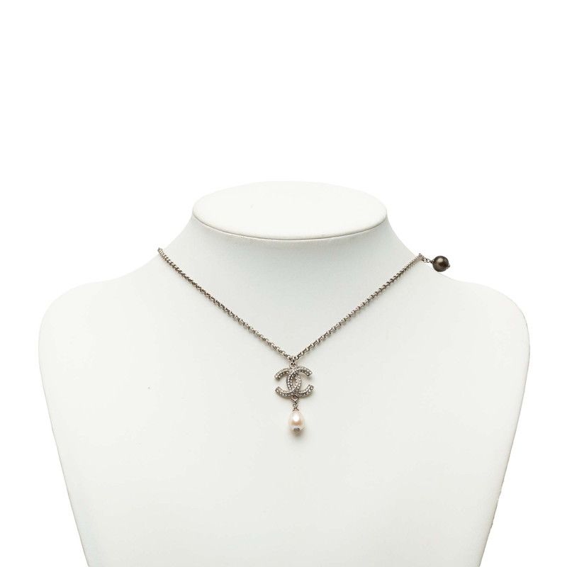 Chanel CC Logo Necklace Silver Metal Faux Pearl Rhinestone — view 6