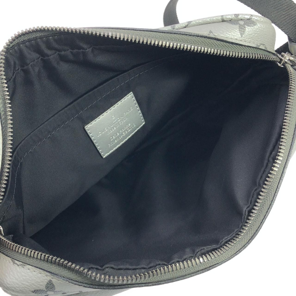 Louis Vuitton Monogram Silver Messenger PM Shoulder Bag — view 8
