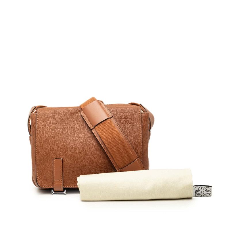 Loewe Anagram Military Messenger Bag Brown Leather — view 8