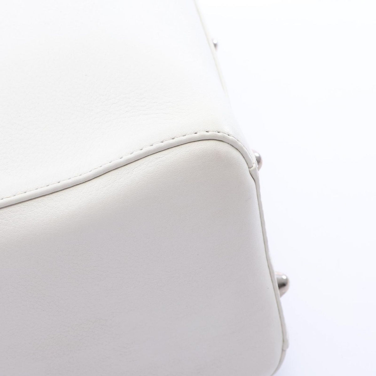 Dior Handbag Lady Dior Large 2-Way White Leather — view 8