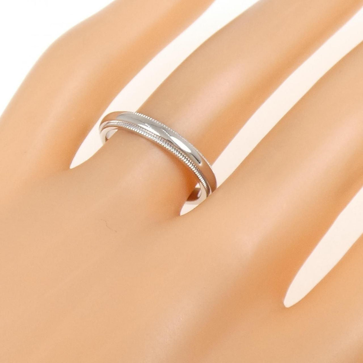 Tiffany & Co Milgrain Ring — view 4