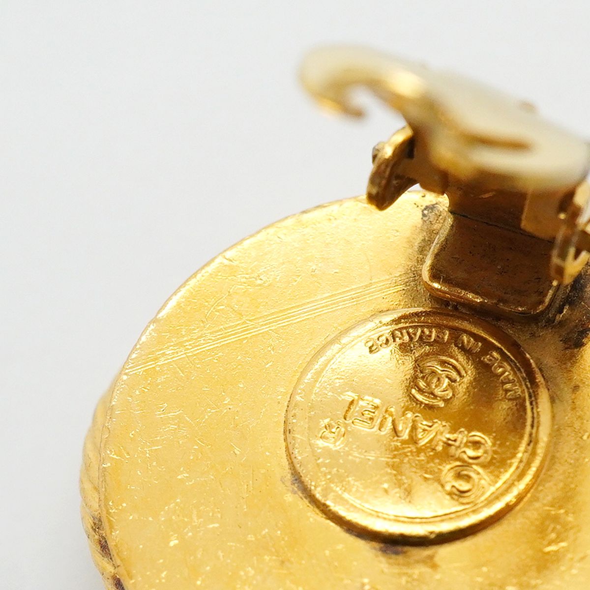 Chanel Earrings Vintage Round Circle Gold Plated Rhinestone Gripoix Blue — view 8