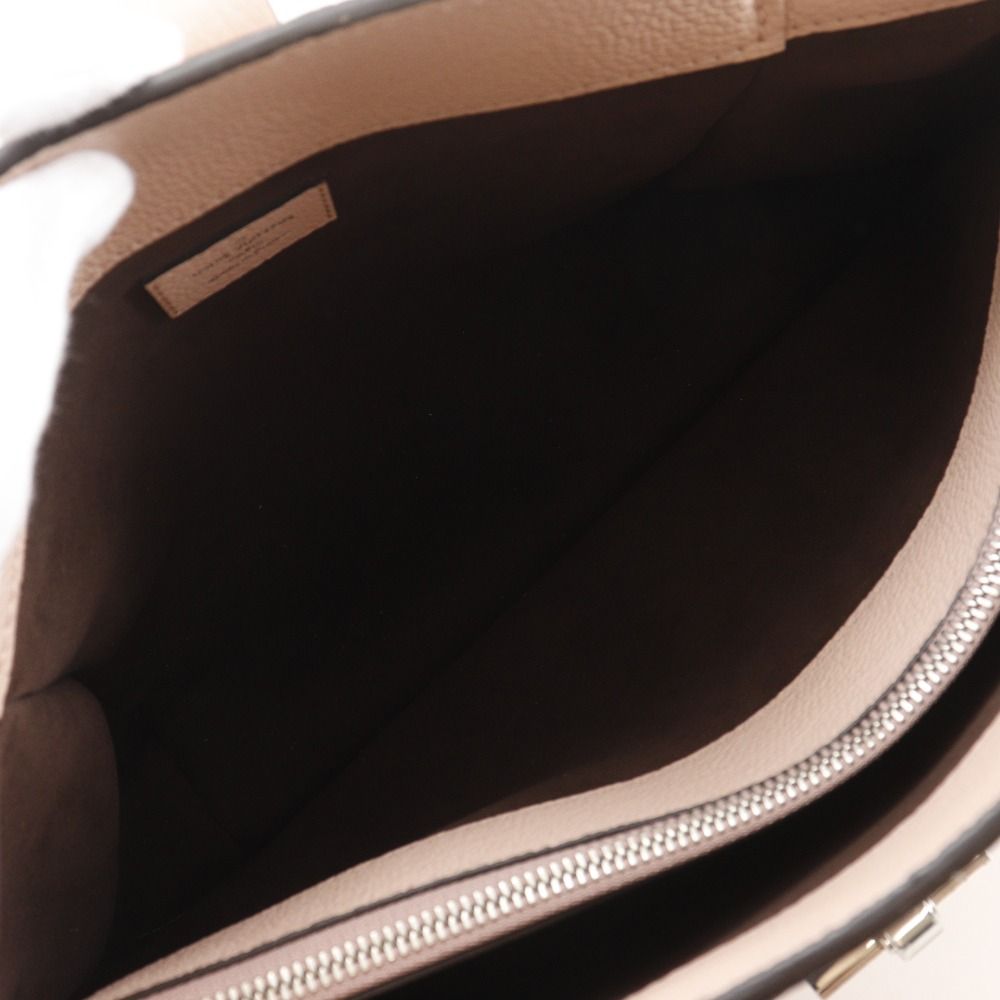 Louis Vuitton Sevres Monogram Mahina Magnolia Pink Tote — view 8