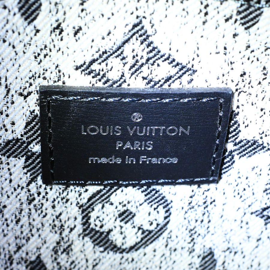 Louis Vuitton Tote on the Go — view 6